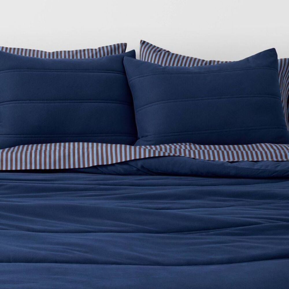 Twin/Twin Extra Jersey Puff Comforter Set Navy Blue - The Hollister